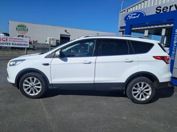 Ford Kuga 1.5 essence 150 cv - Image 3
