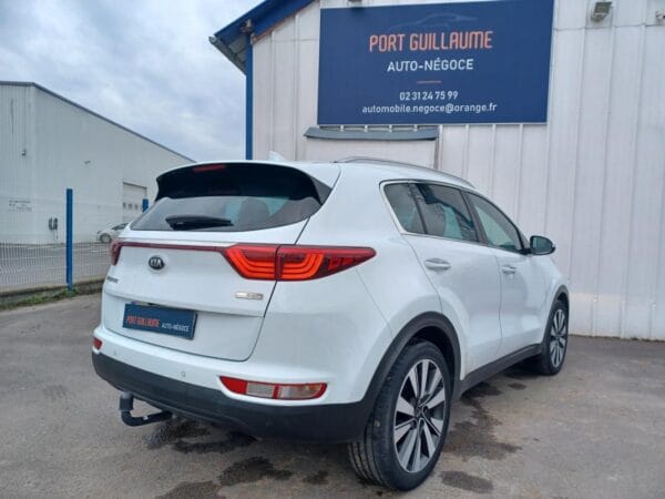 Kia Sportage 1.7 CRDI 115cv ISG PREMIUM - Image 4
