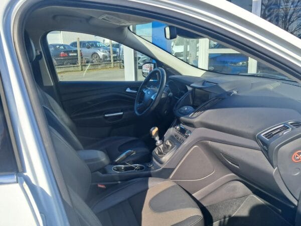 Ford Kuga 1.5 essence 150 cv - Image 6