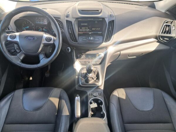 Ford Kuga 1.5 essence 150 cv - Image 9
