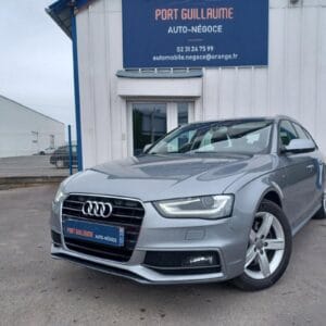 Audi A4 Avant 2.0 TDI 150 cv S-LINE