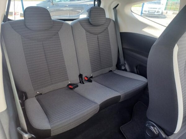 Toyota Aygo II 1.0 VVTI 70cv - Image 11