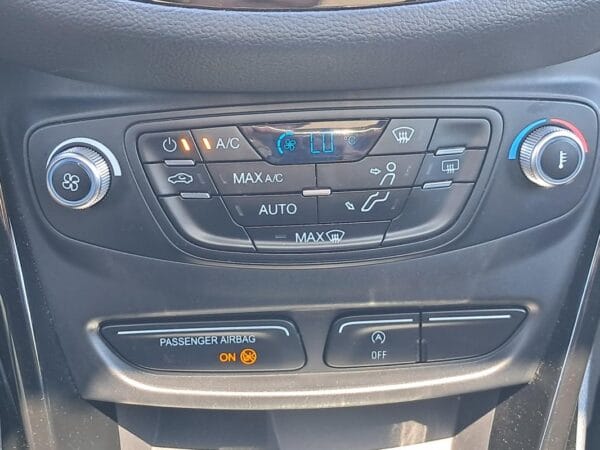 Ford B-Max 1.0i essence 125 ch - Image 12