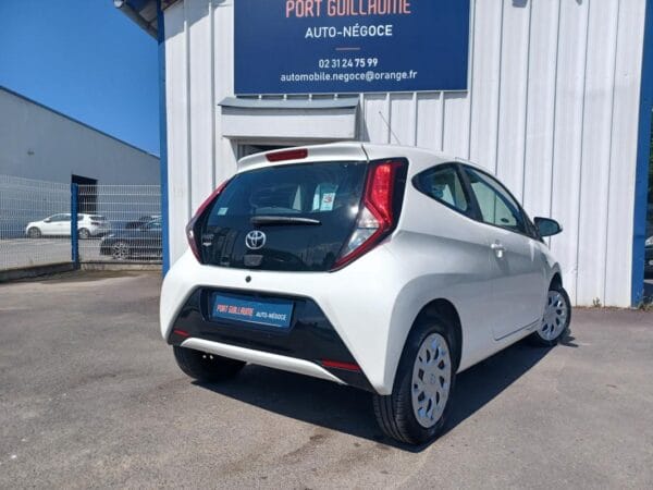 Toyota Aygo II 1.0 VVTI 70cv - Image 4