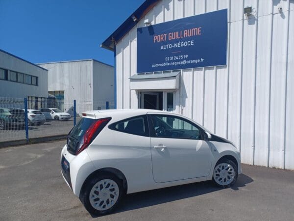 Toyota Aygo II 1.0 VVTI 70cv - Image 5