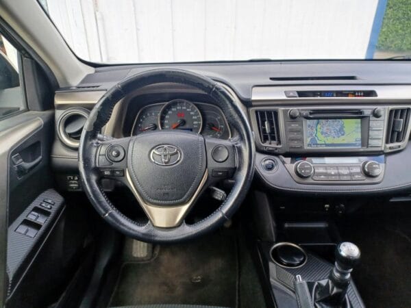 Toyota RAV4 IV 2.0 D4D 4x4 125cv - Image 6