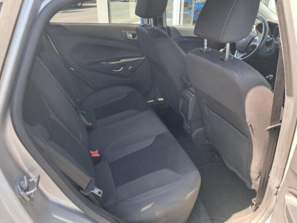 Ford Fiesta 1.6 TDCI - Image 7