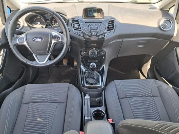 Ford Fiesta 1.6 TDCI - Image 9