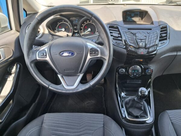 Ford Fiesta 1.6 TDCI - Image 10