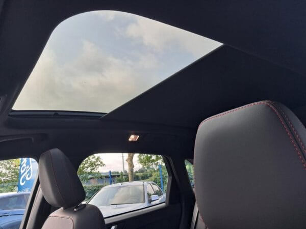 Ford Kuga ST-LINE X 2.5 Duratec Hybrid FlexiFuel (FHEV E85) Powershift 180 ch - Image 15