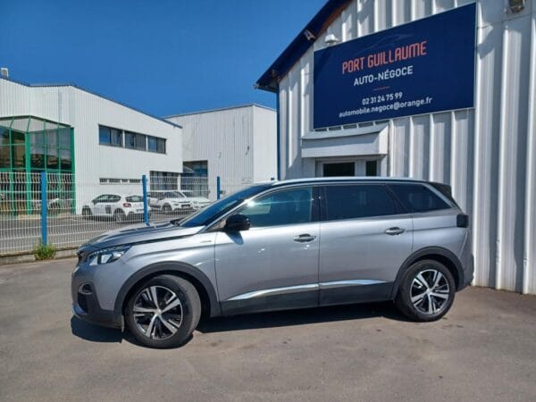 Peugeot 5008 II GT-LINE 7 PLACES 1.5 HDI 130 cv - Image 3