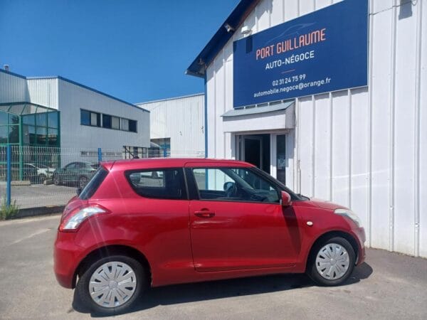 Suzuki Swift IV 1.2 VVT 94cv - Image 5