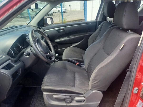 Suzuki Swift IV 1.2 VVT 94cv - Image 7