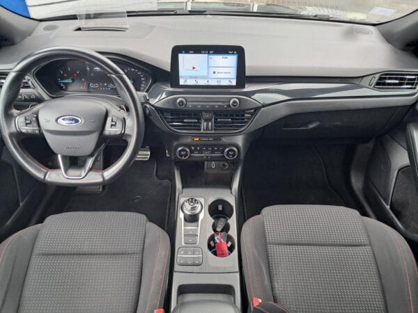 Ford Focus ST-LINE 1.5 TDCI 120 ch - Image 8