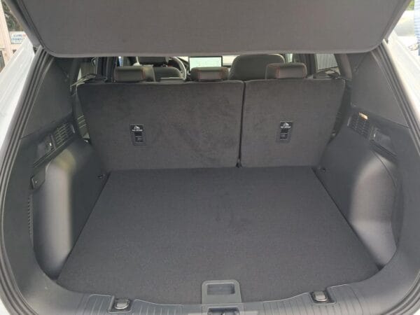 Ford Kuga ST-LINE X 2.5 Duratec Hybrid FlexiFuel (FHEV E85) Powershift 180 ch - Image 9