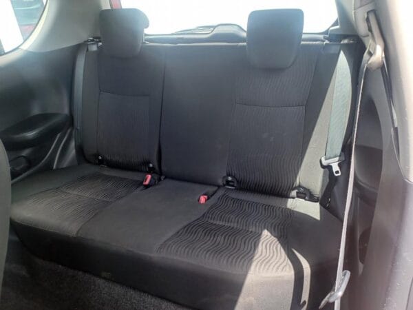 Suzuki Swift IV 1.2 VVT 94cv - Image 9