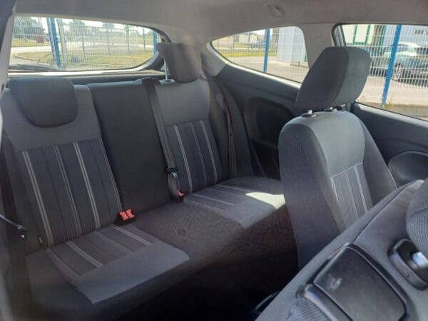 Ford Fiesta VI 1.4 TDCI 70cv - Image 10