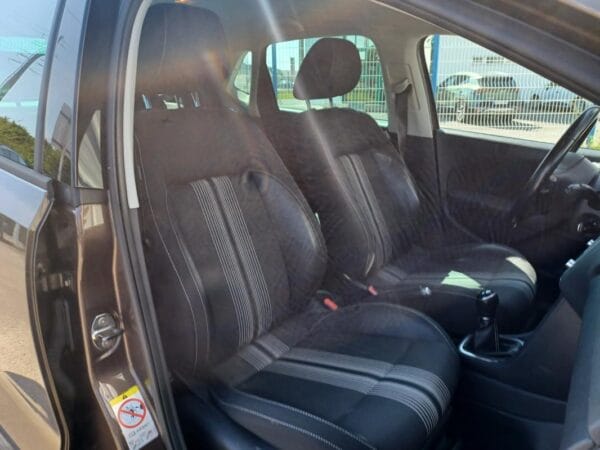 Volkswagen Polo V MATCH 1.2 essence 69 cv - Image 10